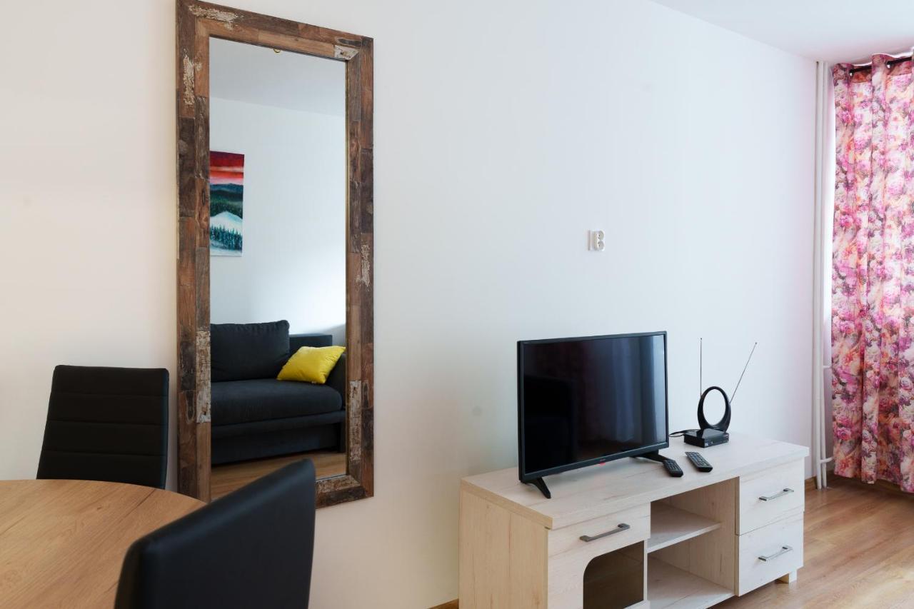 Apartament Pod Swierkiem - Pet Friendly - 2 Osobne Pokoje Dla Max 5 Osob - Space Apart Jelenia Gora Exterior photo
